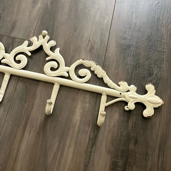 Decorative Wall Hooks - Picture 2 of 5